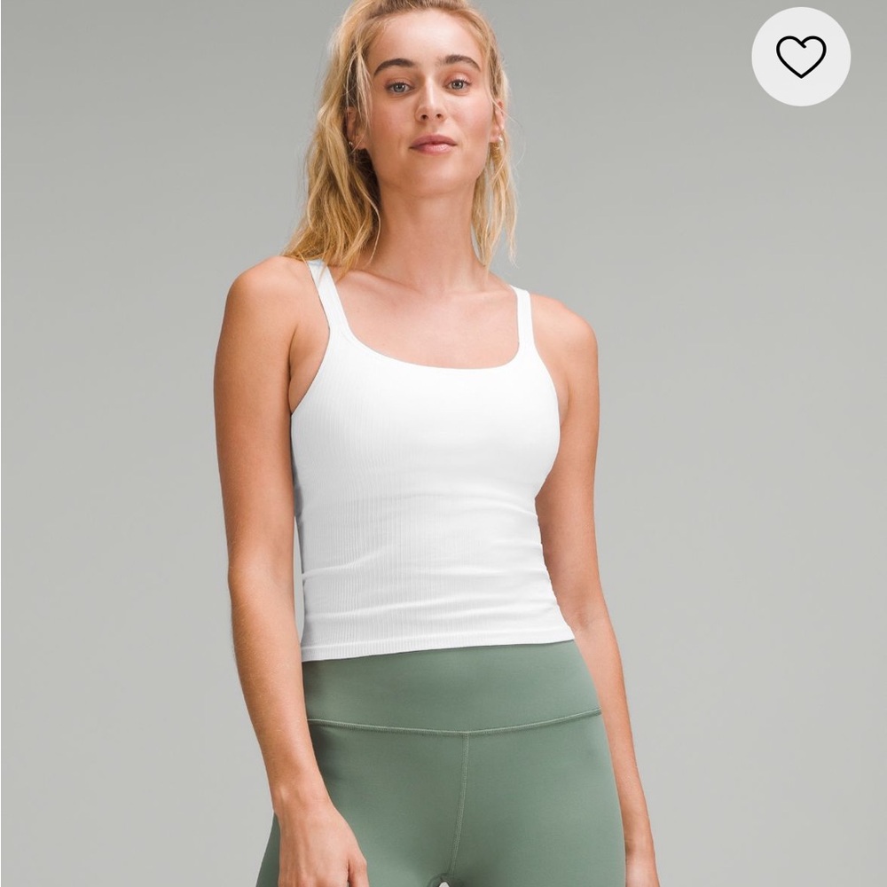 Ebb to Street Scoop-Neck Cropped Tank Top Light Support, B/C Cup